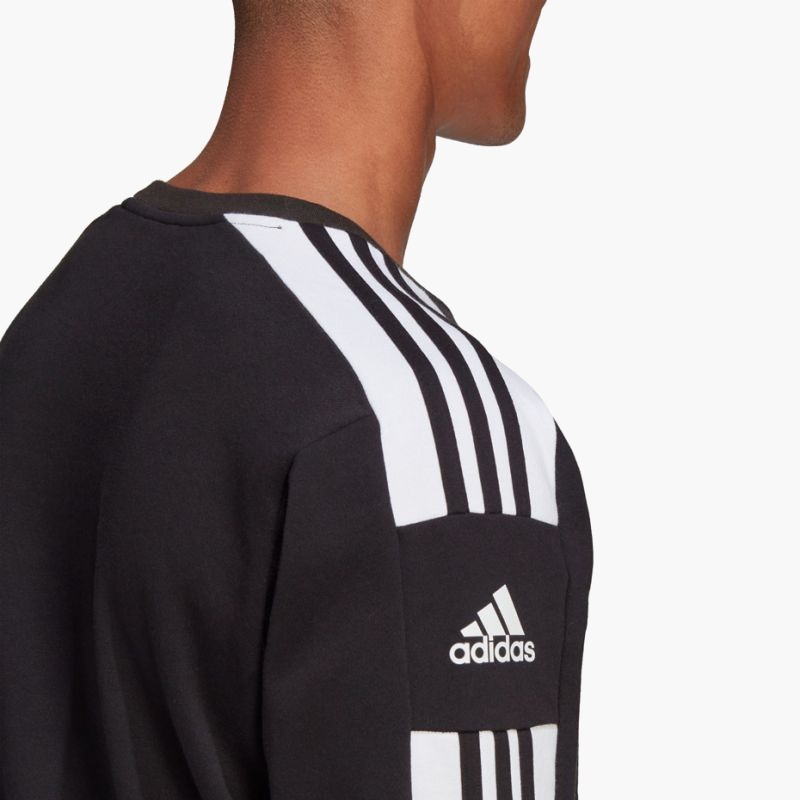 nanito_source_url:https://b2bsportswholesale.net/public/storage/productimages/f7/52/61/0d/629437/image/xlarge_clean.jpg