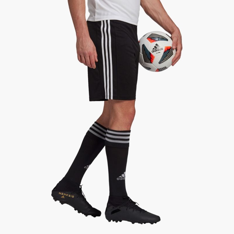 nanito_source_url:https://b2bsportswholesale.net/public/storage/productimages/fd/f4/6d/13/643857/image/xlarge_clean.jpg