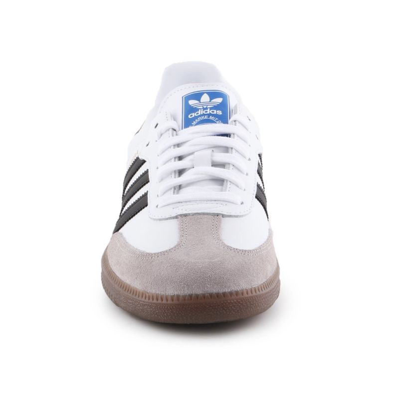 nanito_source_url:https://b2bsportswholesale.net/public/storage/productimages/c9/43/fe/f9/679561/image/xlarge_clean.jpg