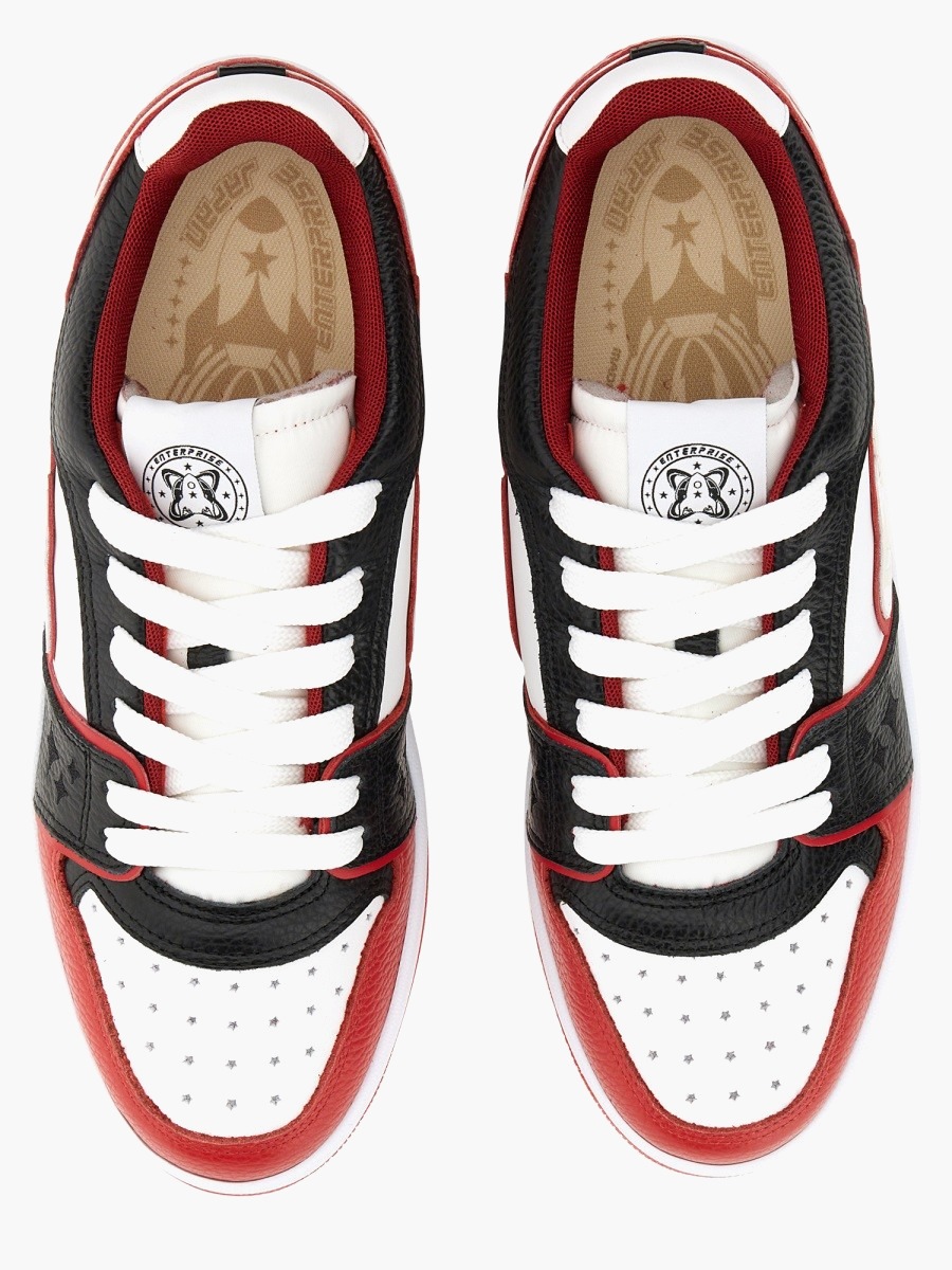 nanito_source_url:https://nokinstyle.com/2358027/ej-rocket-sneaker.jpg