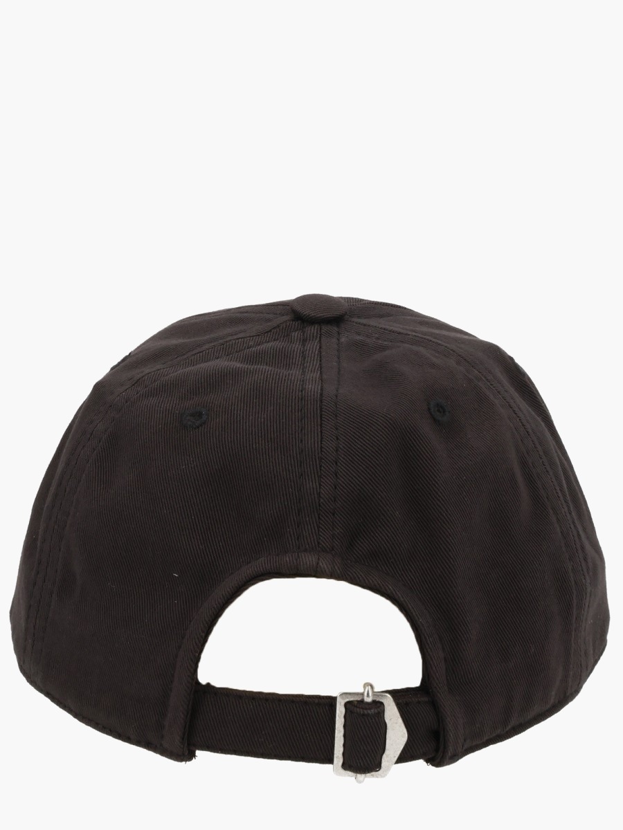 nanito_source_url:https://nokinstyle.com/2414868/cappello-da-baseball-tomas.jpg