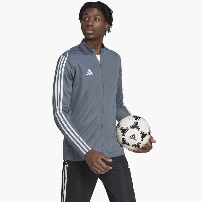 nanito_source_url:https://b2bsportswholesale.net/public/storage/productimages/5e/4f/41/c6/2257412/image/xlarge_clean.jpg