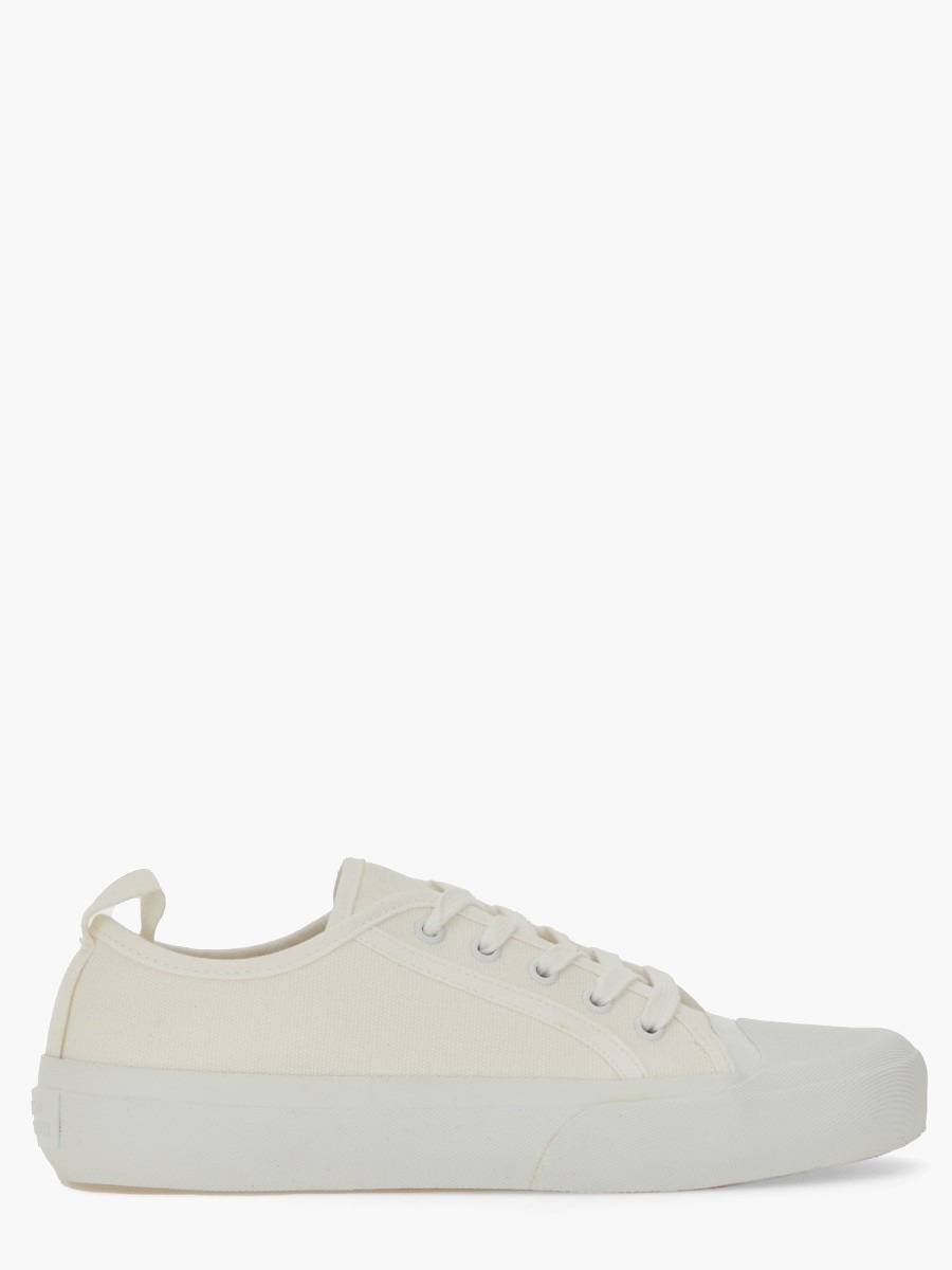 nanito_source_url:https://nokinstyle.com/2384055/sneaker-byrd.jpg