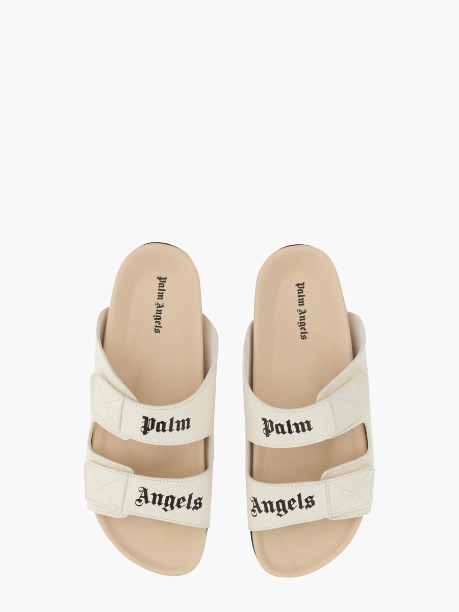 nanito_source_url:https://nokinstyle.com/2358674/sandal-with-logo.jpg