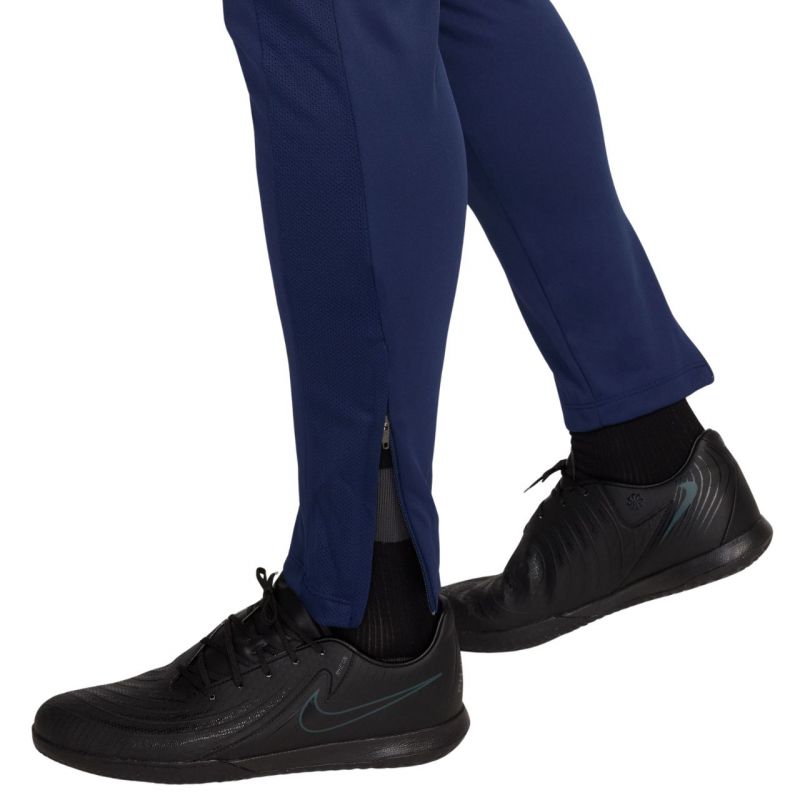 nanito_source_url:https://b2bsportswholesale.net/public/storage/productimages/5b/b2/a2/0f/1420585/image/xlarge_clean.jpg