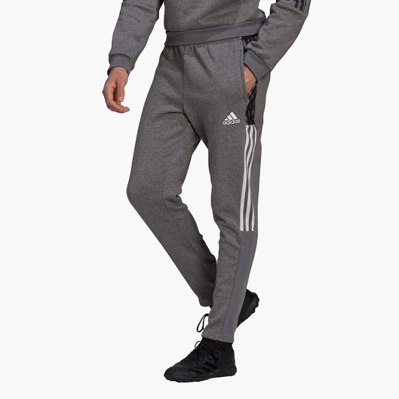 nanito_source_url:https://b2bsportswholesale.net/public/storage/productimages/68/d9/43/14/2181234/image/xlarge_clean.jpg