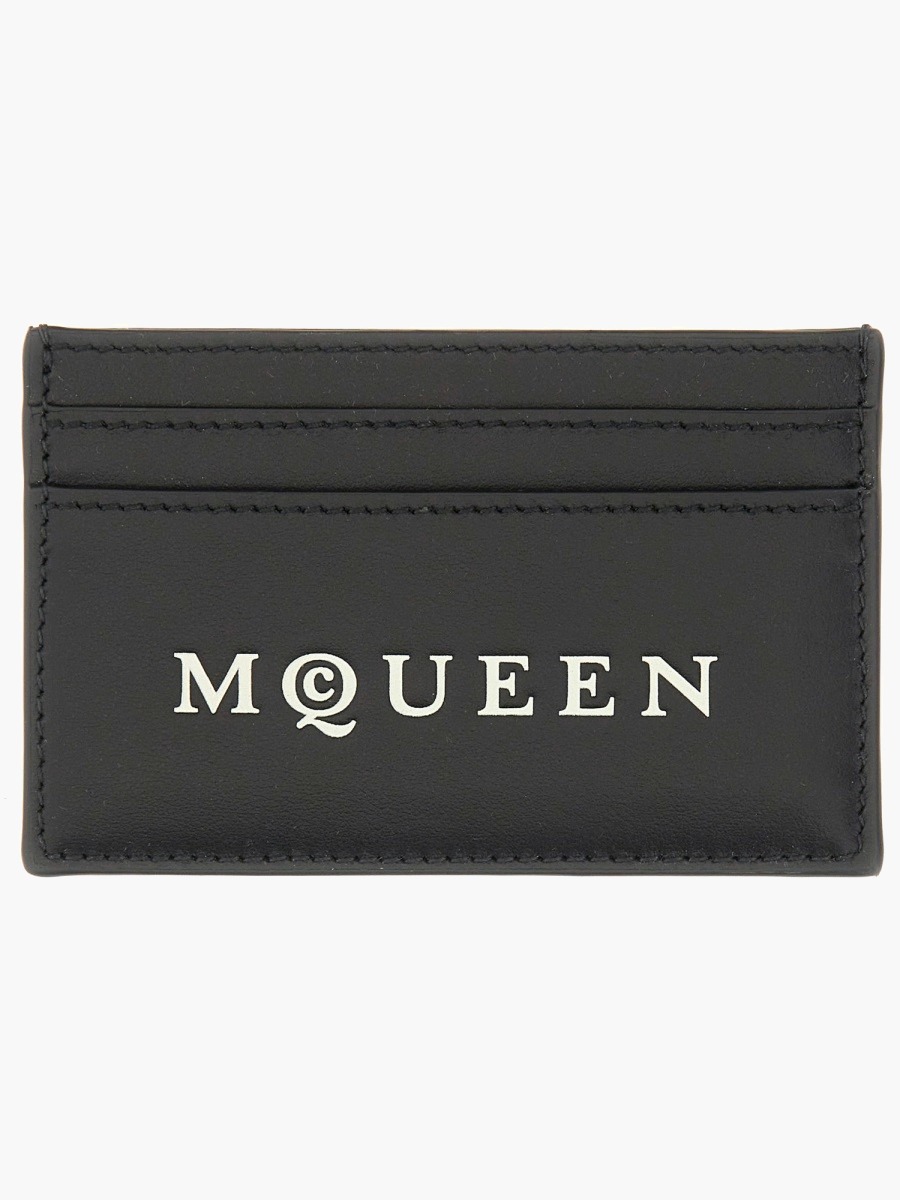 nanito_source_url:https://nokinstyle.com/2326652/card-holder-with-logo.jpg
