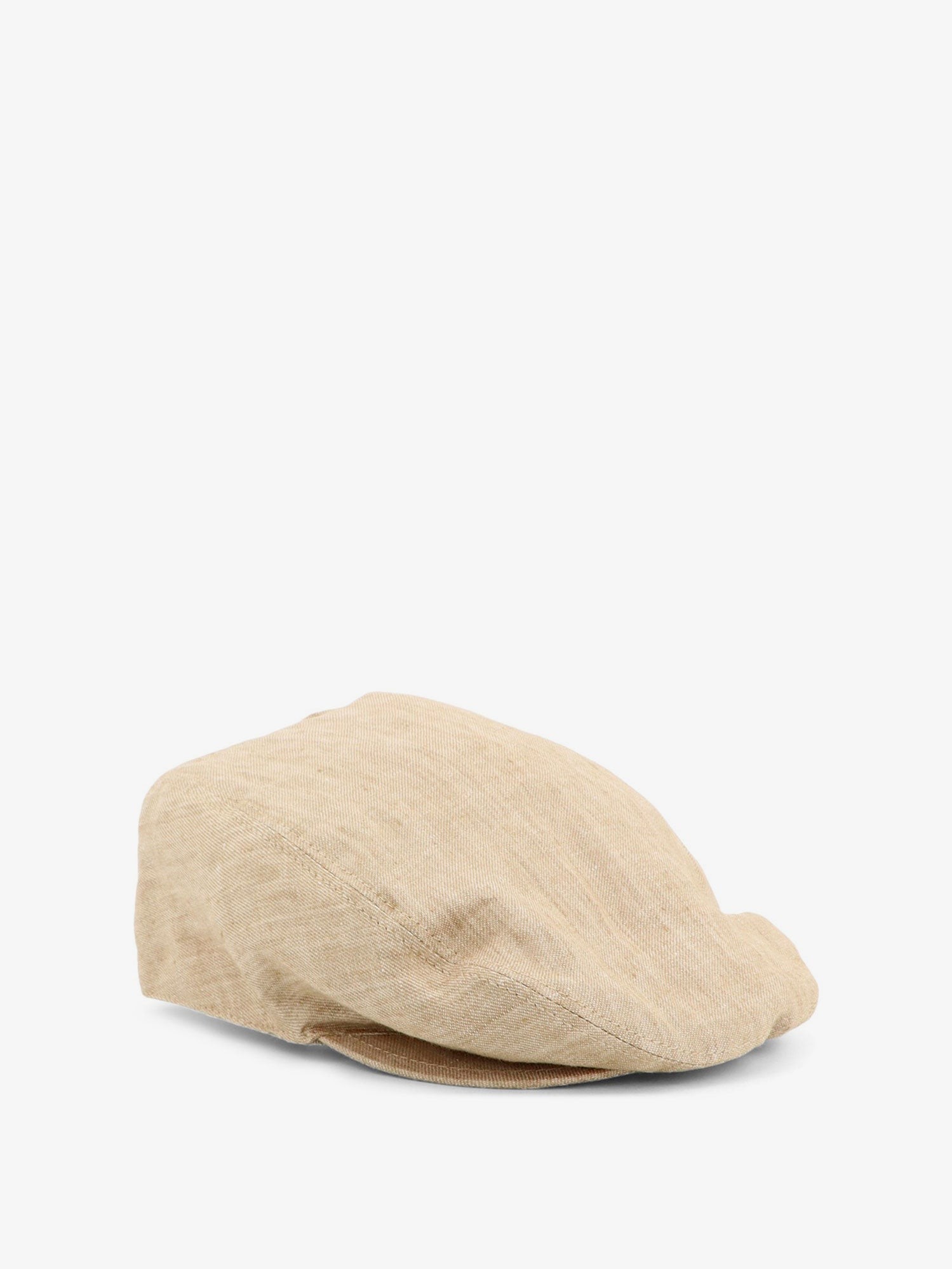 nanito_source_url:https://nokinstyle.com/2432801/linen-hat-with-embroidered-logo.jpg