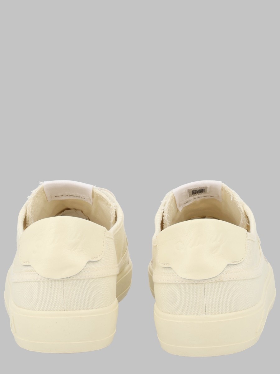 nanito_source_url:https://nokinstyle.com/2428777/sneaker-windscape-low.jpg