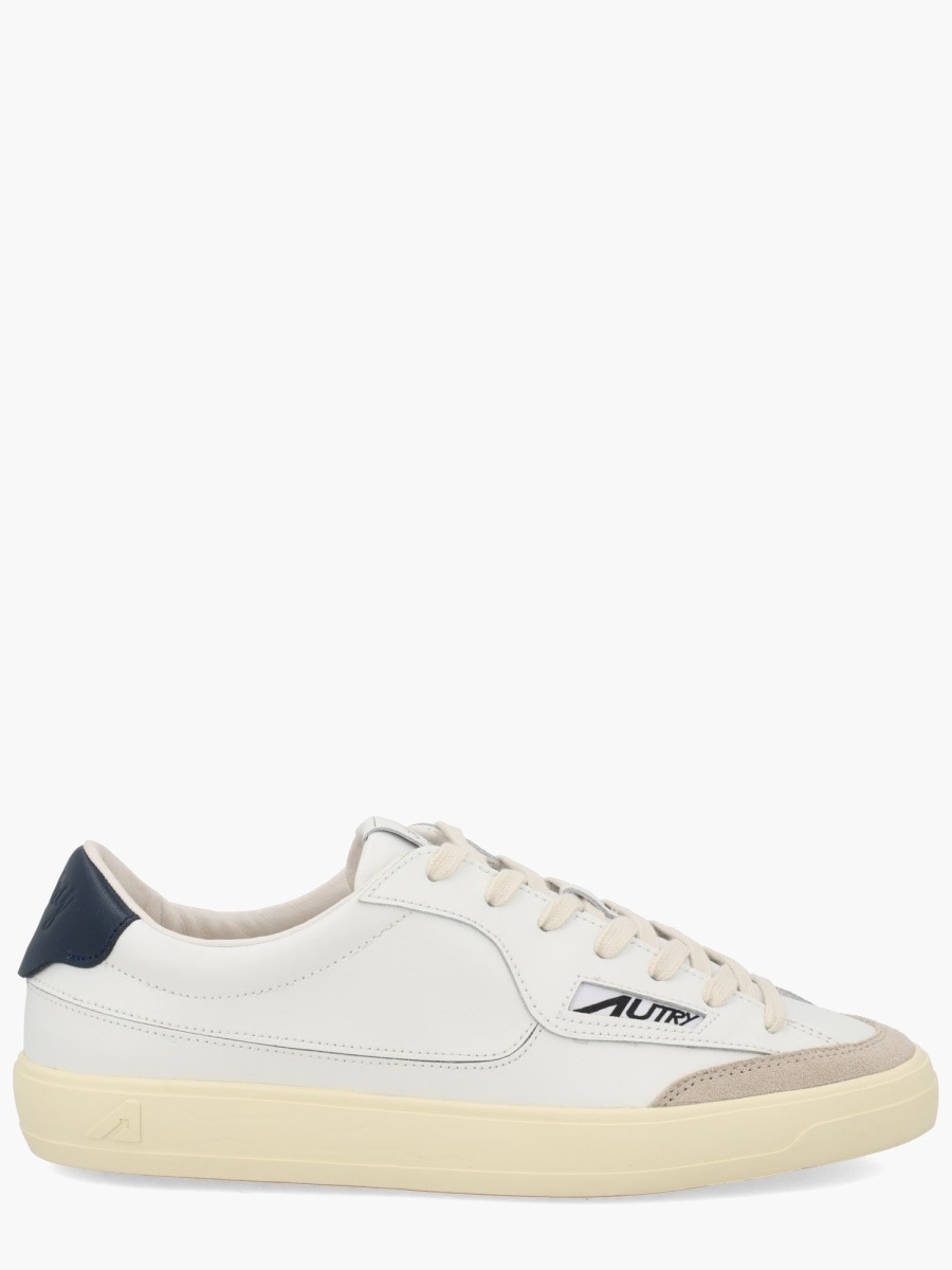 nanito_source_url:https://nokinstyle.com/2416994/sneaker-windscape-low.jpg