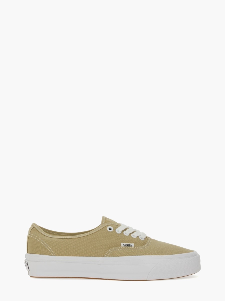 nanito_source_url:https://nokinstyle.com/2386761/sneaker-lx-authentic-4.jpg