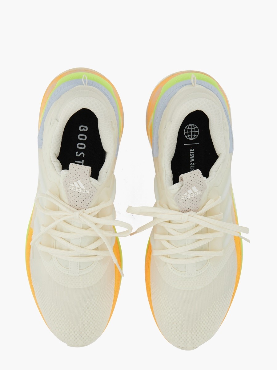 nanito_source_url:https://nokinstyle.com/2319978/sneaker-plrboost.jpg