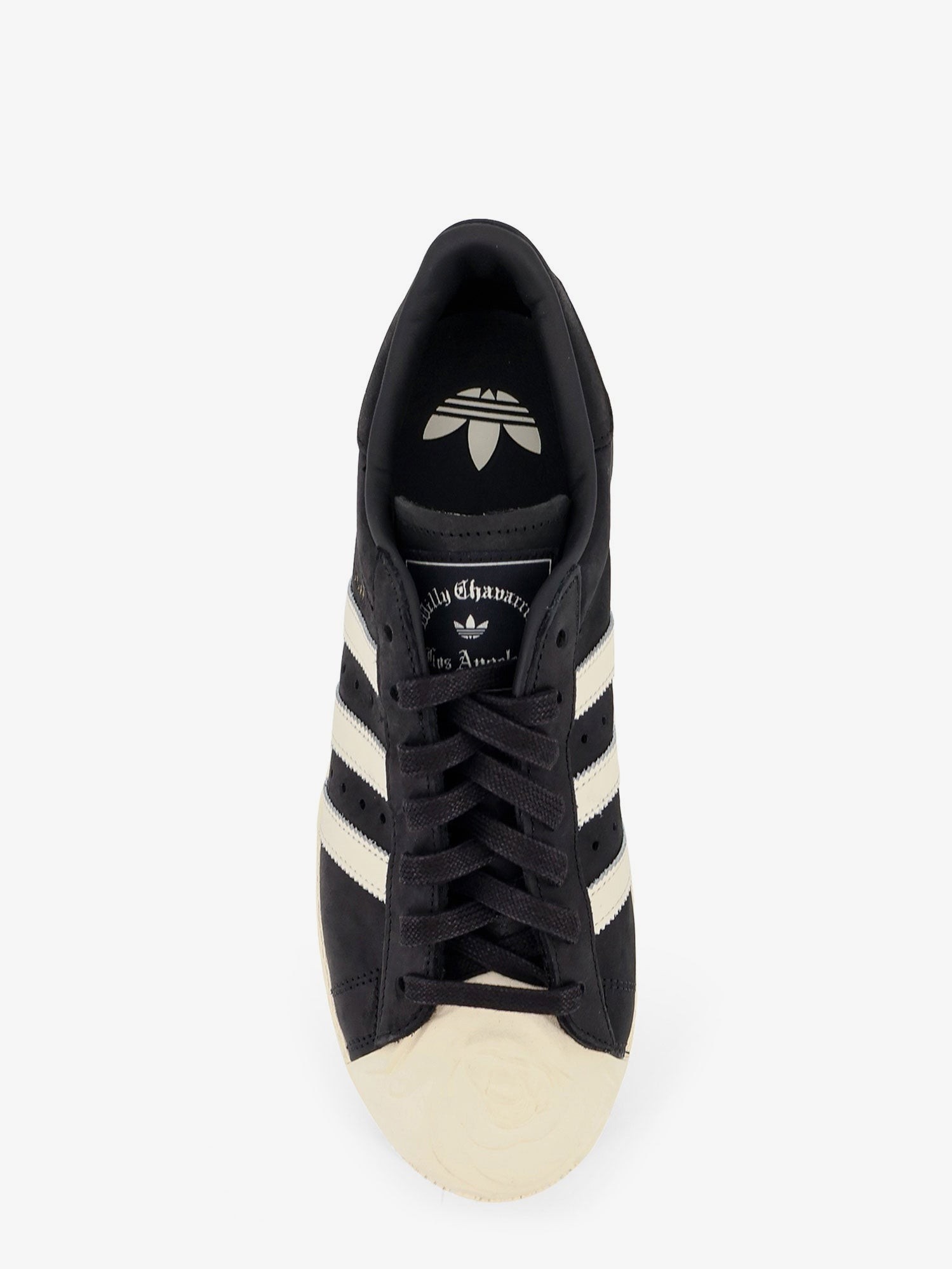 nanito_source_url:https://nokinstyle.com/2419133/leather-chavarria-superstar-sneakers.jpg