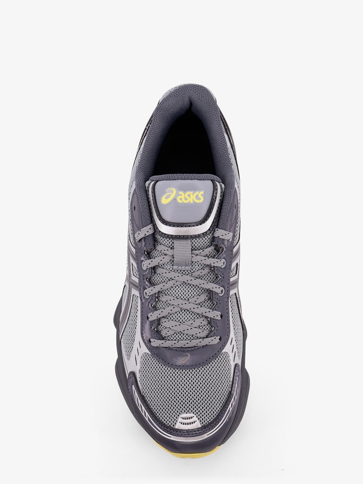 nanito_source_url:https://nokinstyle.com/2396332/gel-kinetic-mesh-sneakers-with-contrasting-inserts.jpg