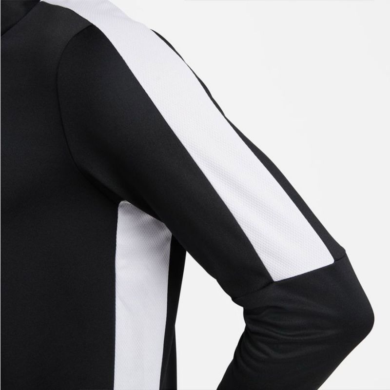 nanito_source_url:https://b2bsportswholesale.net/public/storage/productimages/1c/85/32/39/1231017/image/xlarge_clean.jpg