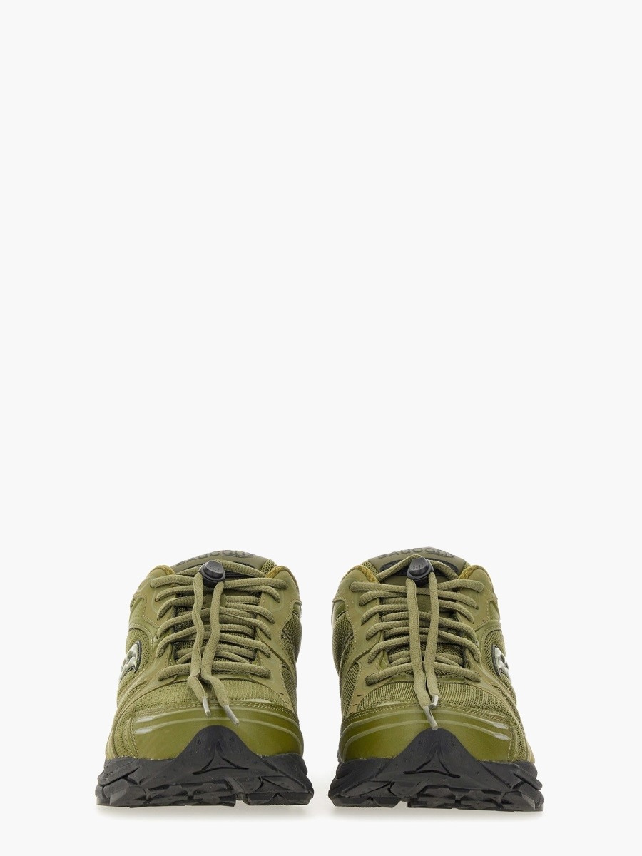 nanito_source_url:https://nokinstyle.com/2386813/progrid-triumph-4-sneaker.jpg