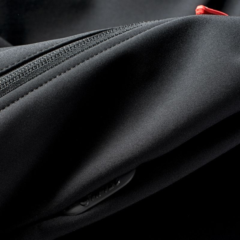 nanito_source_url:https://b2bsportswholesale.net/public/storage/productimages/37/aa/2c/a0/1667955/image/xlarge_clean.jpg