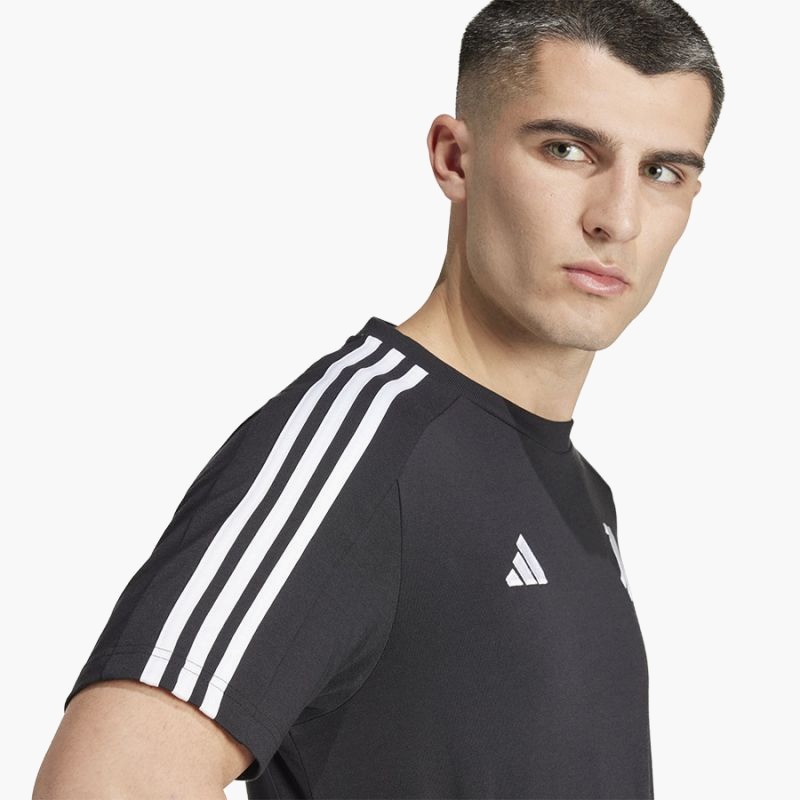 nanito_source_url:https://b2bsportswholesale.net/public/storage/productimages/3a/2a/88/7f/1241232/image/xlarge_clean.jpg