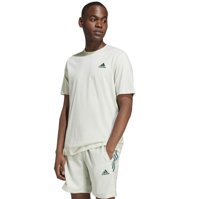 nanito_source_url:https://b2bsportswholesale.net/public/storage/productimages/a5/76/93/7e/1153004/image/xlarge_clean.jpg