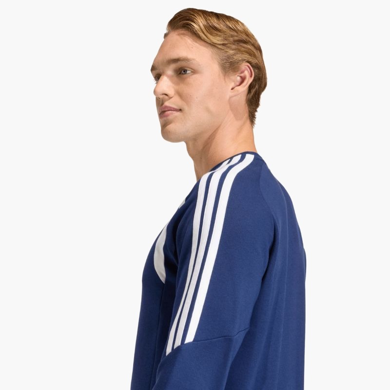 nanito_source_url:https://b2bsportswholesale.net/public/storage/productimages/77/e8/be/57/2336852/image/xlarge_clean.jpg