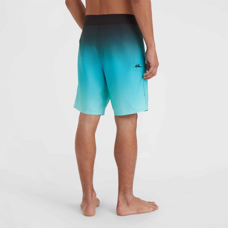 nanito_source_url:https://b2bsportswholesale.net/public/storage/productimages/15/30/f5/2e/1114792/image/xlarge_clean.jpg