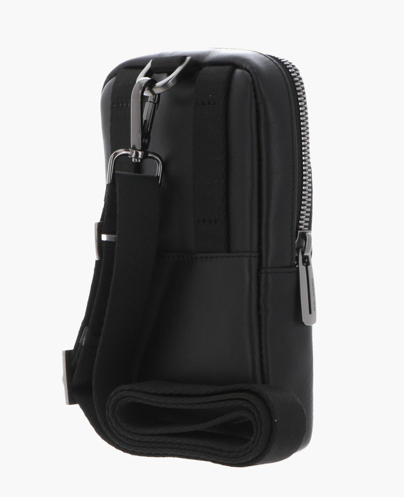 nanito_source_url:https://www.mewse.ro/images/produse/piquadro-piquadro-bag-shoulder-bag-black-for-men-18-x-12-x-2-50-cm-1678106517.jpg