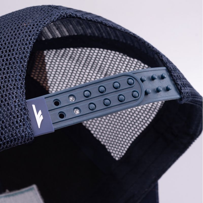 nanito_source_url:https://b2bsportswholesale.net/public/storage/productimages/65/62/f1/94/1377784/image/xlarge_clean.jpg