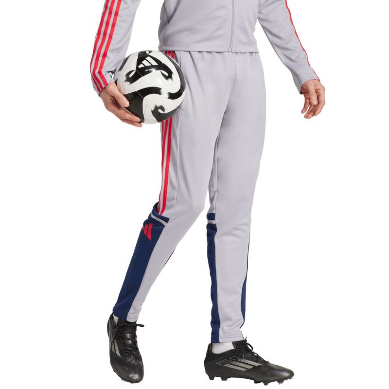 nanito_source_url:https://b2bsportswholesale.net/public/storage/productimages/18/a7/d0/a4/1399502/image/xlarge_clean.jpg