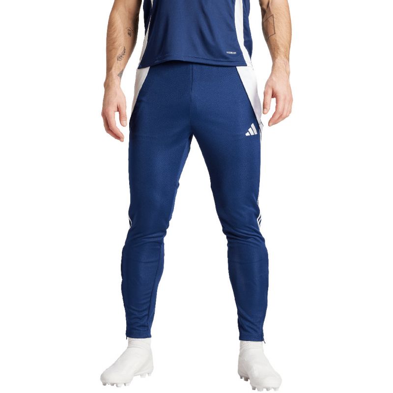 nanito_source_url:https://b2bsportswholesale.net/public/storage/productimages/7d/a1/d2/68/1374240/image/xlarge_clean.jpg