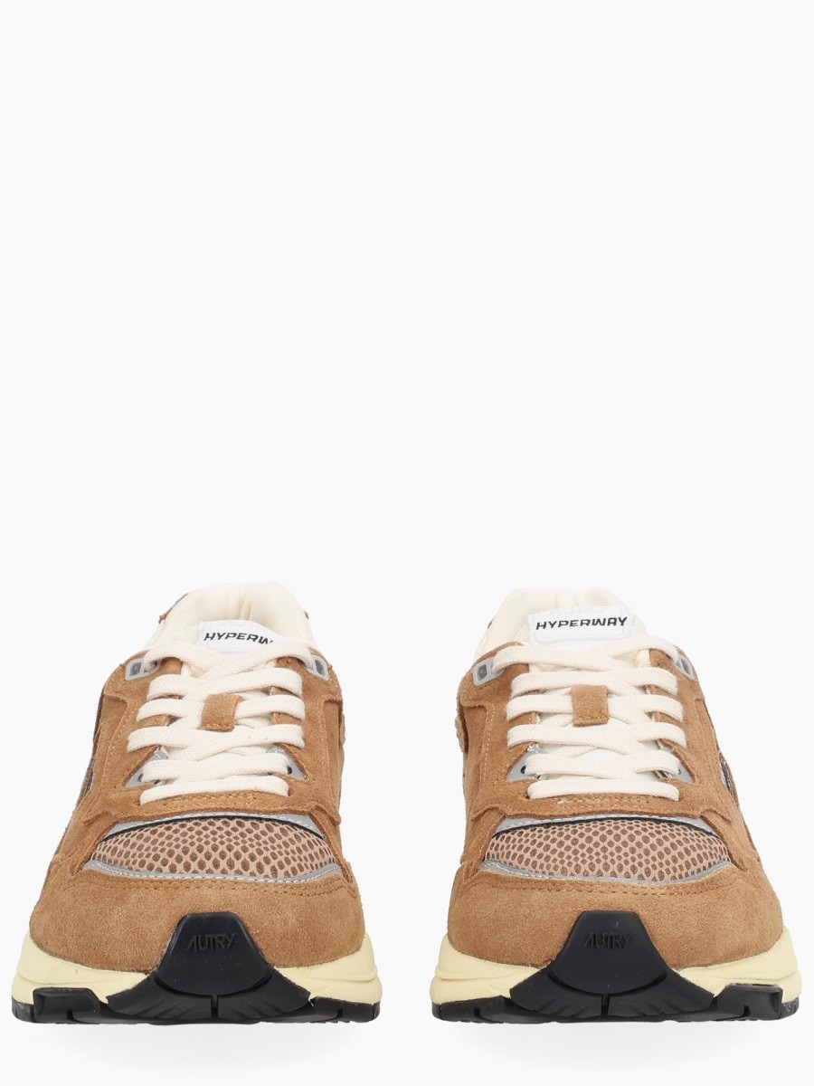 nanito_source_url:https://nokinstyle.com/2377248/hyperway-sneaker.jpg