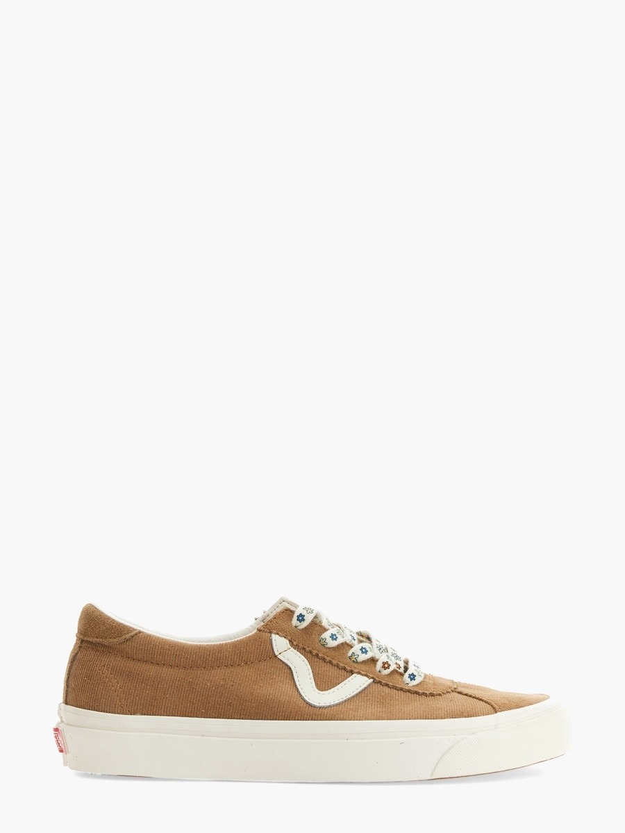 nanito_source_url:https://nokinstyle.com/2353523/sneaker-style-73-dx.jpg