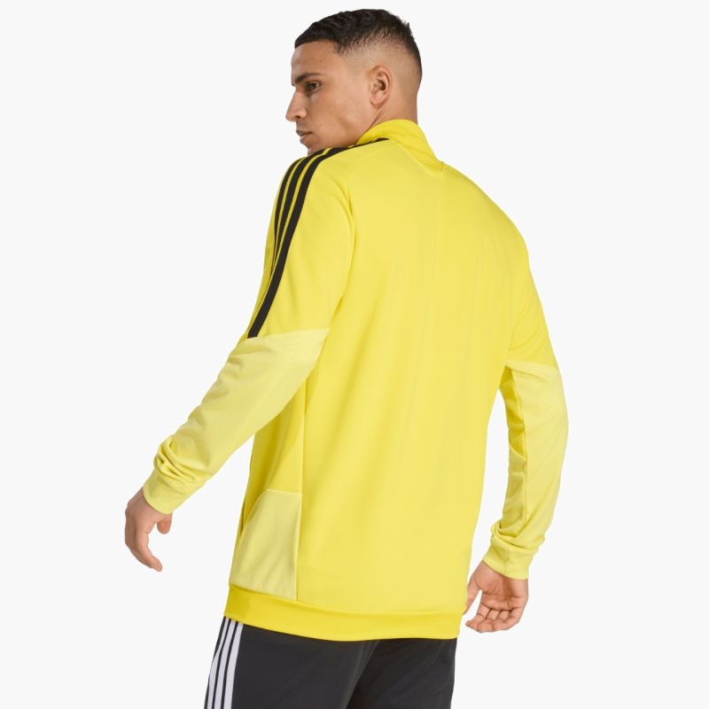 nanito_source_url:https://b2bsportswholesale.net/public/storage/productimages/a7/89/15/08/1970411/image/xlarge_clean.jpg