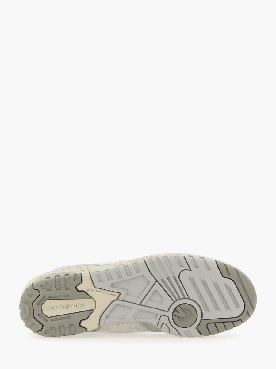 nanito_source_url:https://nokinstyle.com/2357895/sneaker-650.jpg
