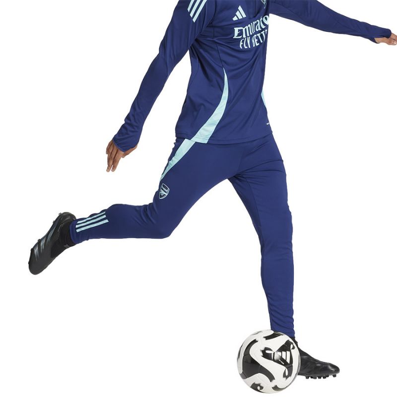 nanito_source_url:https://b2bsportswholesale.net/public/storage/productimages/14/b2/81/21/1250521/image/xlarge_clean.jpg