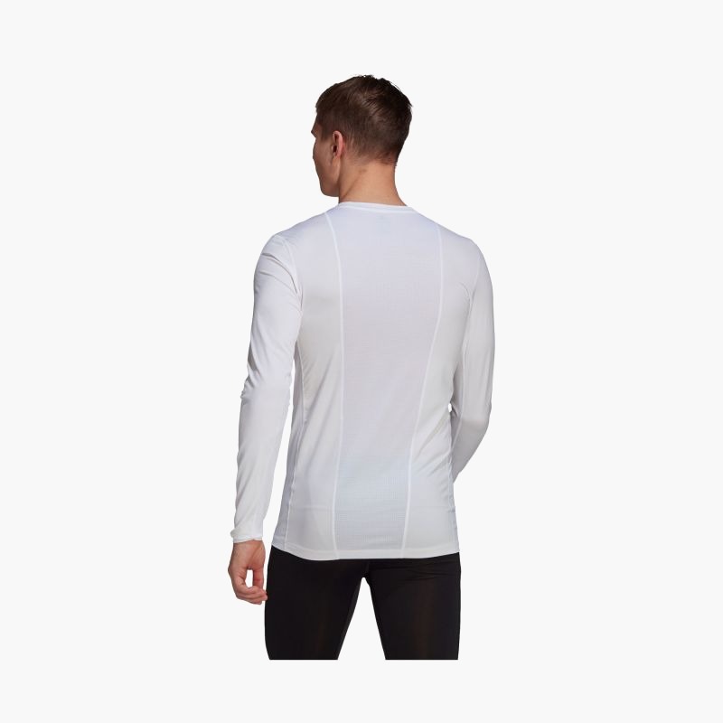 nanito_source_url:https://b2bsportswholesale.net/public/storage/productimages/65/9f/ec/79/693754/image/xlarge_clean.jpg