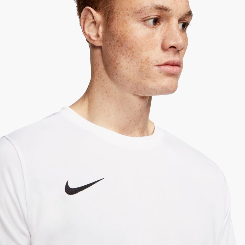 nanito_source_url:https://b2bsportswholesale.net/public/storage/productimages/76/7d/0a/9d/1272174/image/xlarge_clean.jpg