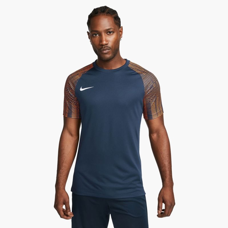 nanito_source_url:https://b2bsportswholesale.net/public/storage/productimages/ef/09/fe/20/968952/image/xlarge_clean.jpg