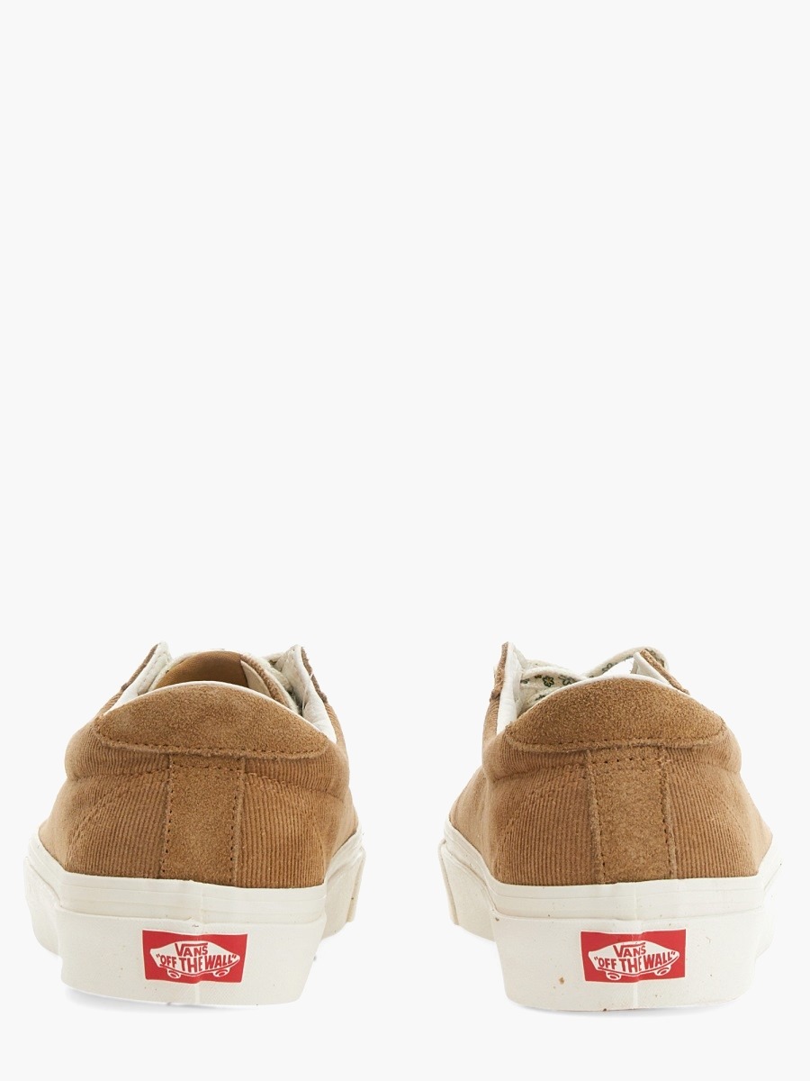 nanito_source_url:https://nokinstyle.com/2353525/sneaker-style-73-dx.jpg