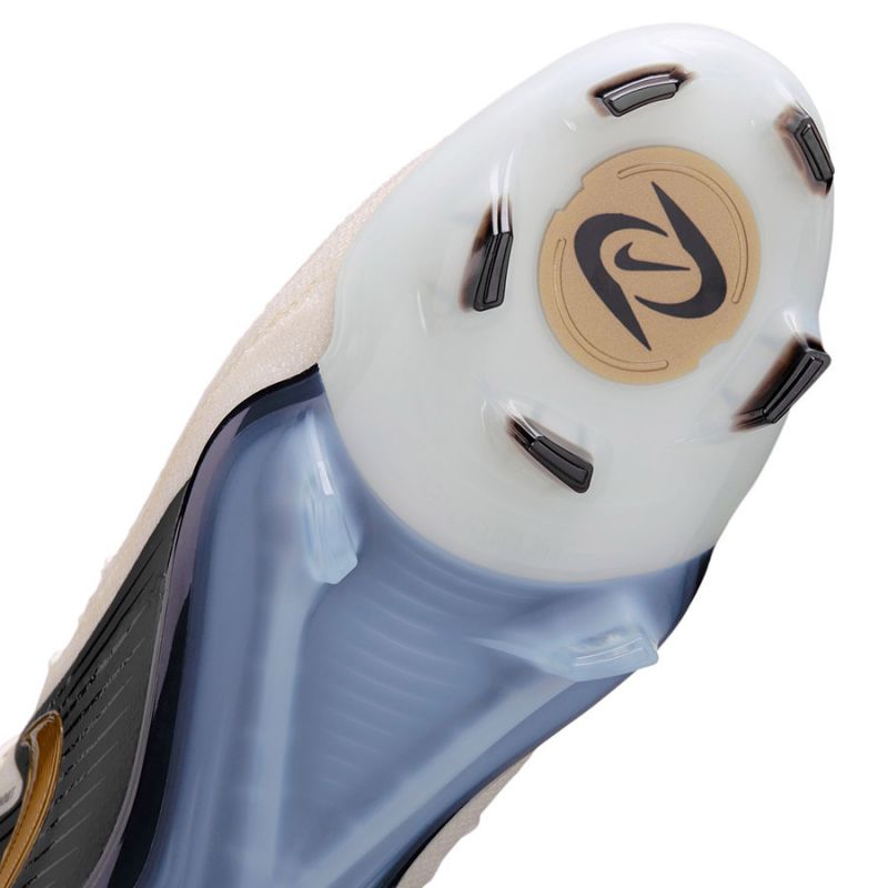 nanito_source_url:https://b2bsportswholesale.net/public/storage/productimages/ae/a9/77/40/1528861/image/xlarge_clean.jpg