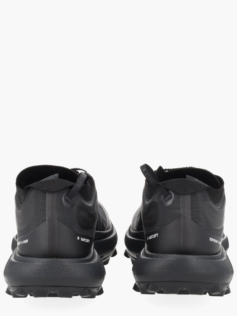 nanito_source_url:https://nokinstyle.com/2418577/sneaker-therocker.jpg