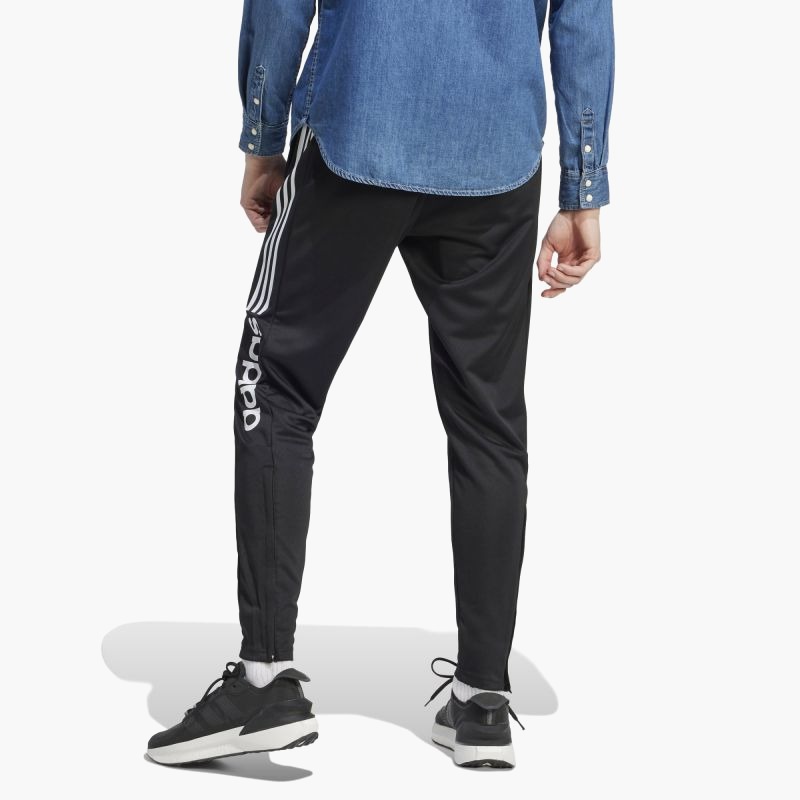 nanito_source_url:https://b2bsportswholesale.net/public/storage/productimages/ef/80/a1/6e/990808/image/xlarge_clean.jpg