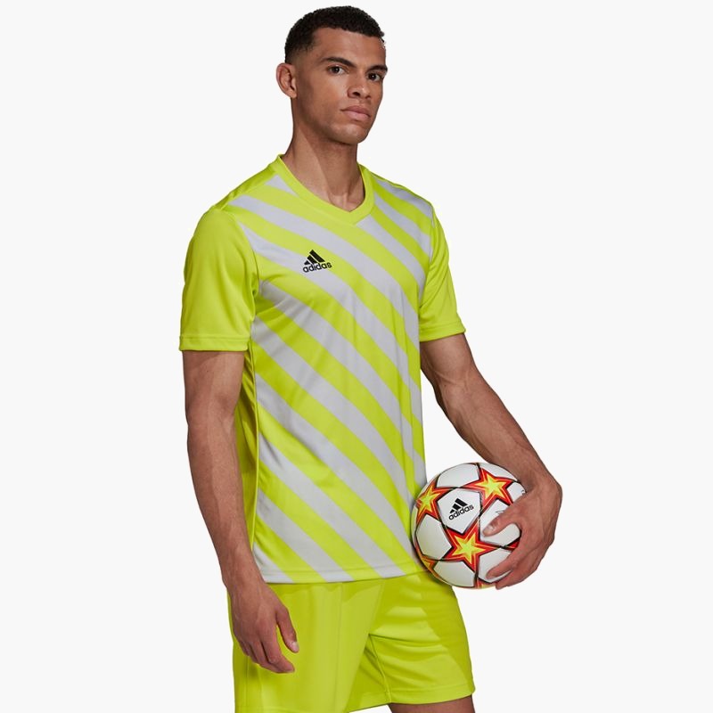 nanito_source_url:https://b2bsportswholesale.net/public/storage/productimages/17/ce/e5/0e/793036/image/xlarge_clean.jpg