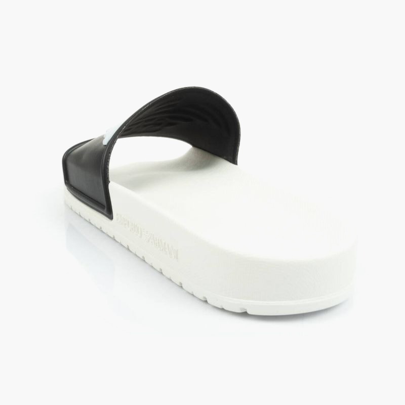 nanito_source_url:https://b2bsportswholesale.net/public/storage/productimages/76/a5/98/8a/1126932/image/xlarge_clean.jpg