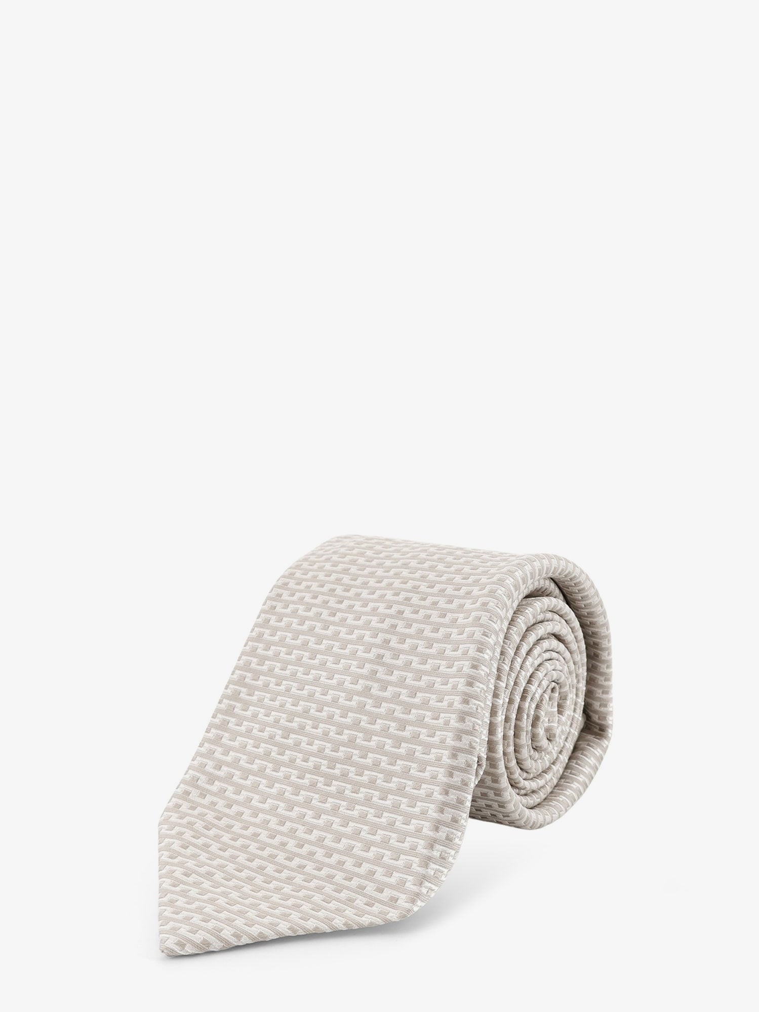 nanito_source_url:https://nokinstyle.com/2390481/silk-tie.jpg