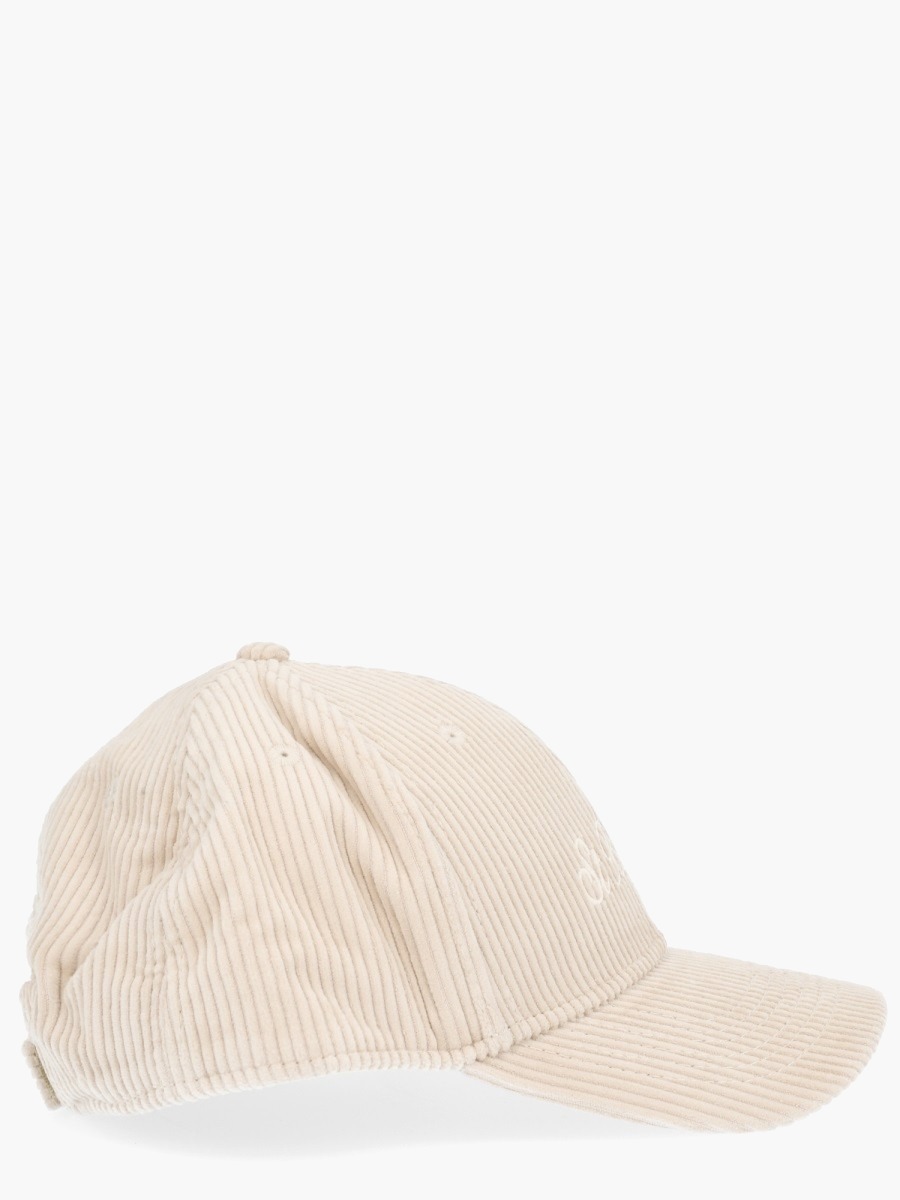 nanito_source_url:https://nokinstyle.com/2378722/baseball-cap-corduroy.jpg