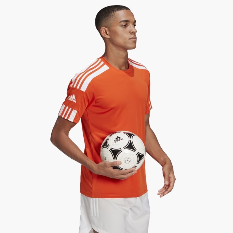 nanito_source_url:https://b2bsportswholesale.net/public/storage/productimages/e5/d8/36/17/648824/image/xlarge_clean.jpg