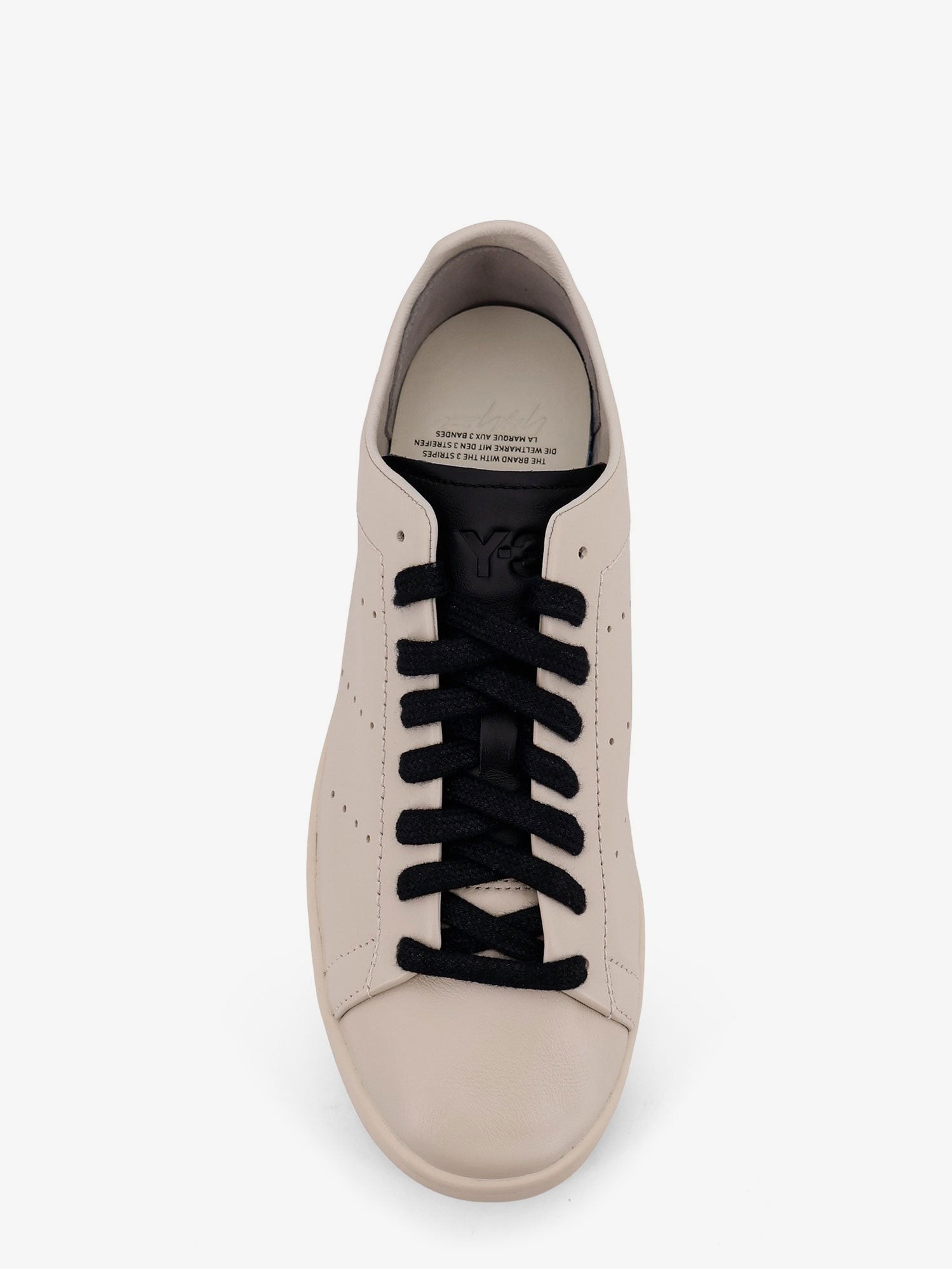nanito_source_url:https://nokinstyle.com/2402538/y-3-stan-smith-leather-sneakers.jpg