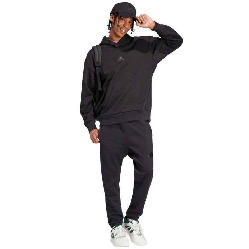 nanito_source_url:https://b2bsportswholesale.net/public/storage/productimages/96/a9/f0/f2/1154634/image/xlarge_clean.jpg