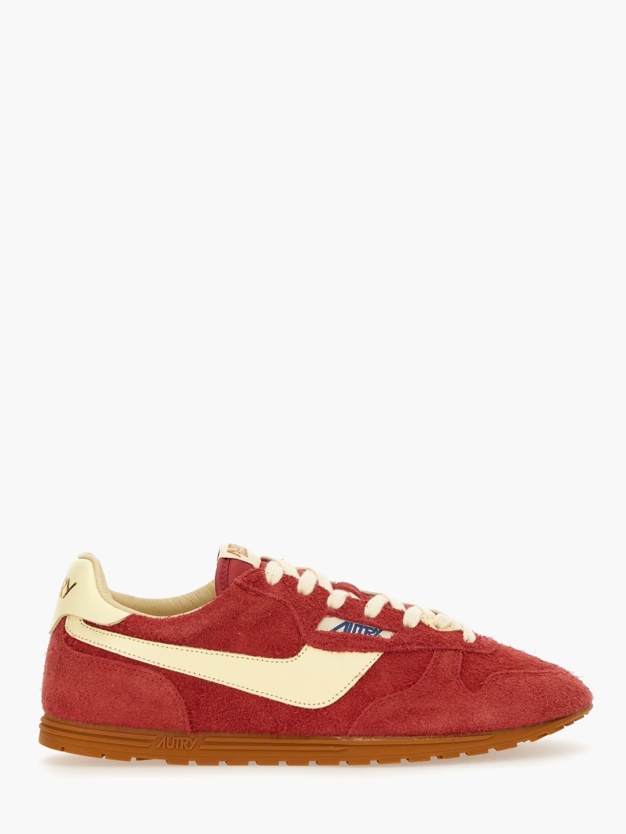 nanito_source_url:https://nokinstyle.com/2387009/windspin-sneaker.jpg