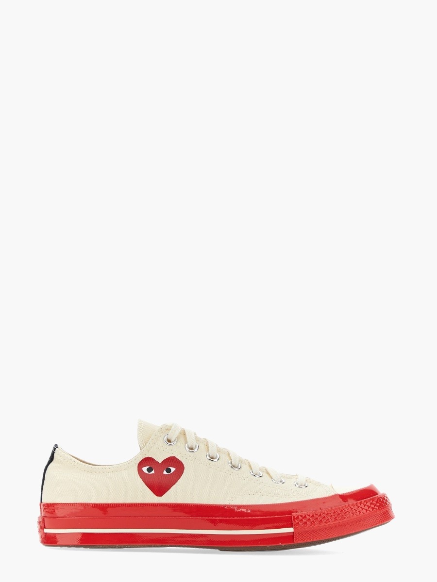 nanito_source_url:https://nokinstyle.com/2353432/heart-print-sneaker.jpg